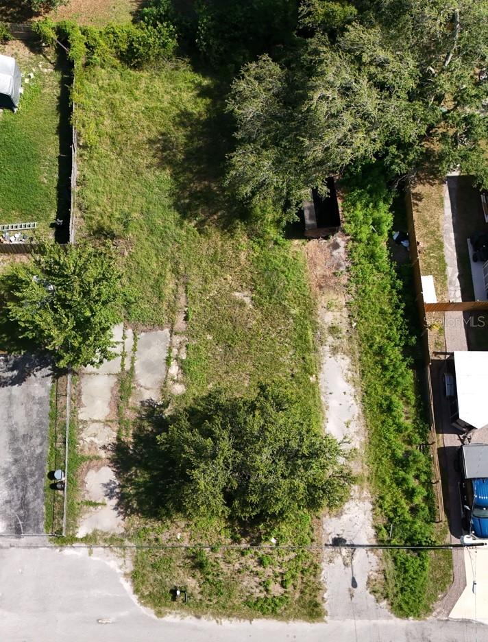 Fantastic 9,000 sqft vacant lot in the established Griffin Park neighborhood! Previously occupied by a mobile home (now removed), this cleared lot is ready for its next owner. Enjoy a prime location just minutes from beautiful beaches, parks, and a variety of restaurants and shops. A great opportunity in a growing area—cash buyers only!