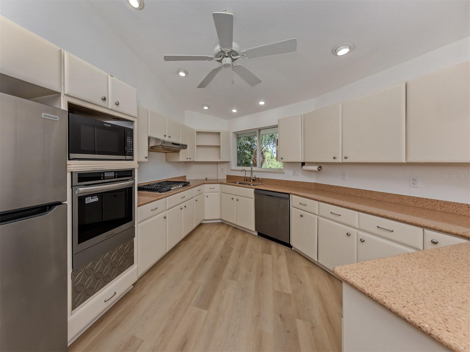 WARM MINERAL SPGS - Residential