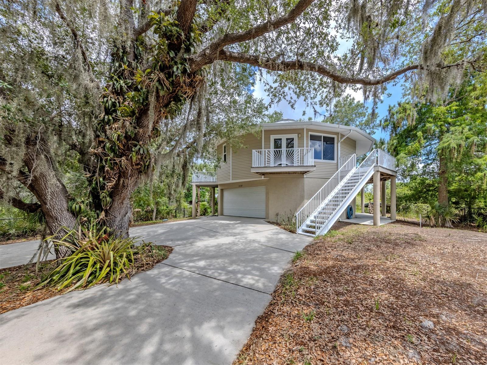 11883 DE LEON DRIVE