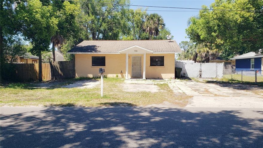 Located near shopping, restaurants, public transportation, minutes from downtown Bradenton. House need some works. Easy access to US41 and close to the beaches. Sold As Is w/right to inspect. No representation or warranties expressed. Buyer should consult w/professionals, inspect & determine condition. QUICK RESPONSE.