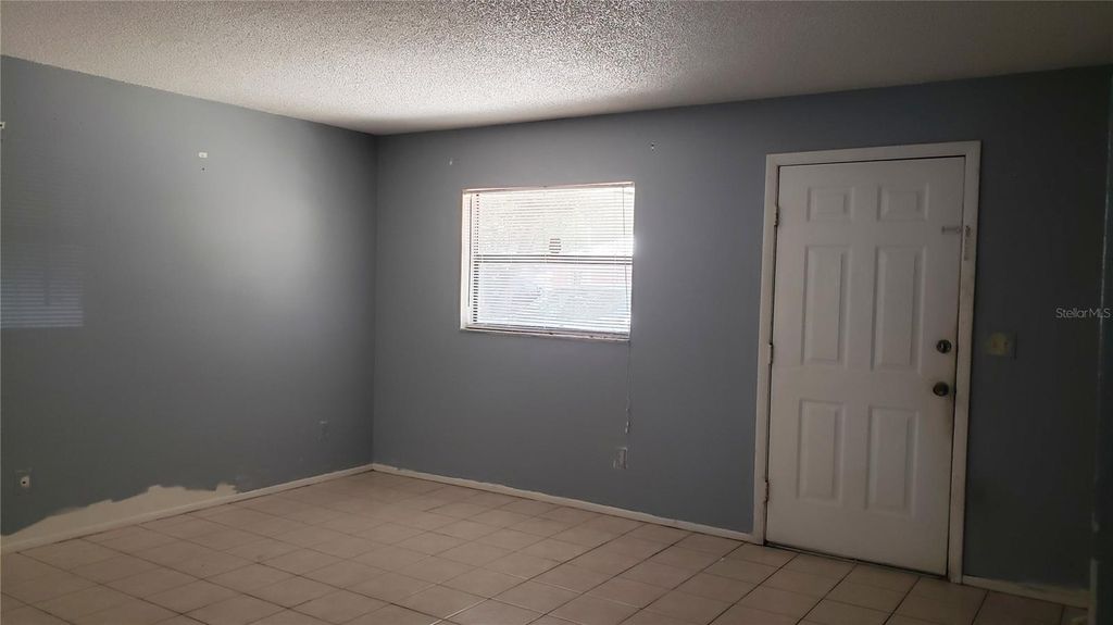 Photo of 708 26th Avenue W, Bradenton, FL 34205 (MLS # A4690382)