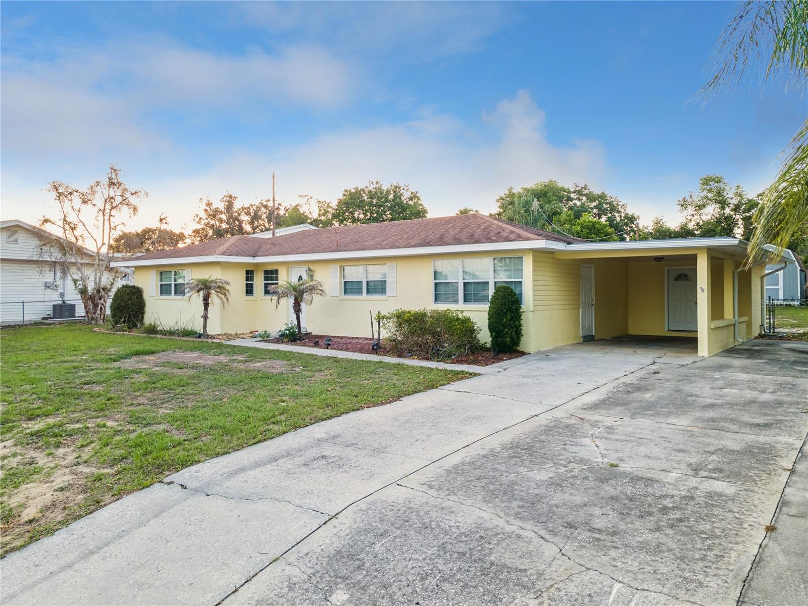 RIDGE MANOR - Residential