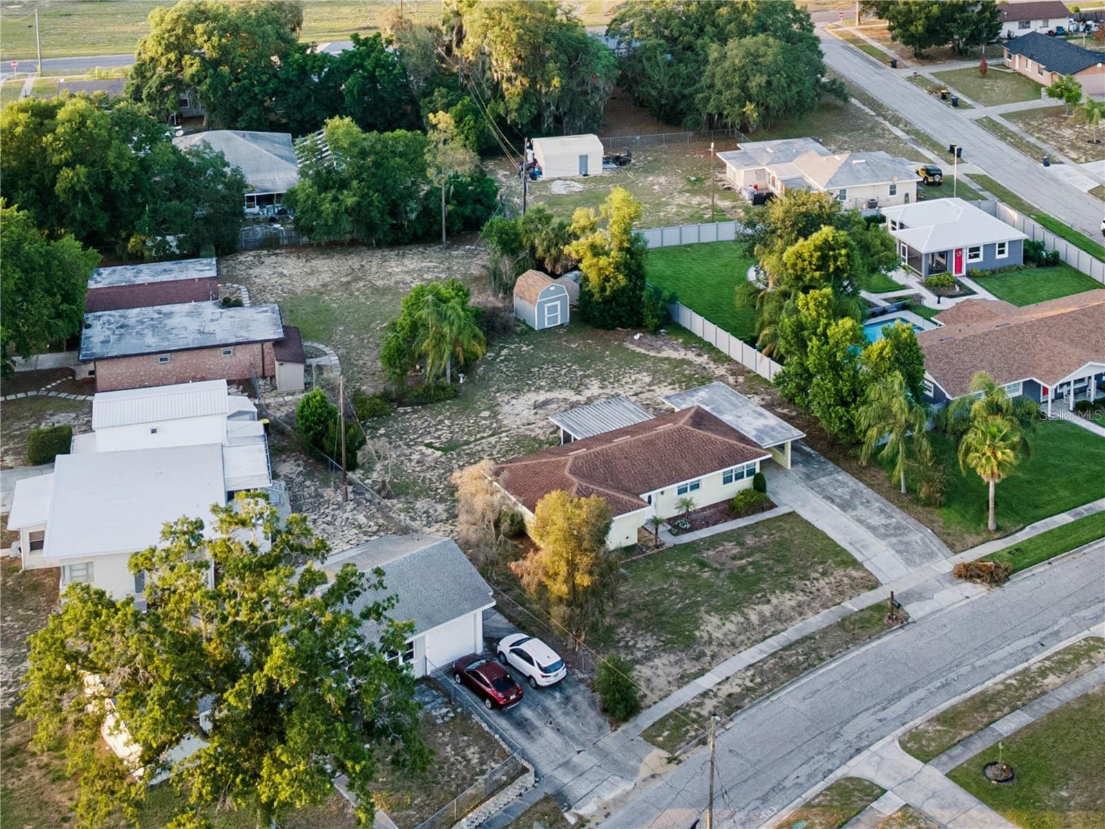 RIDGE MANOR - Residential