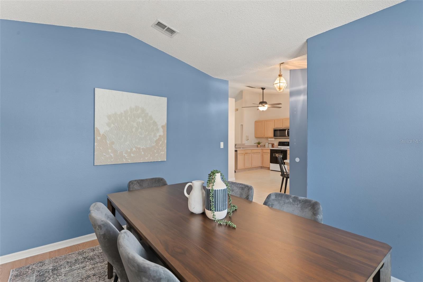 4306 PEBBLESTONE COURT