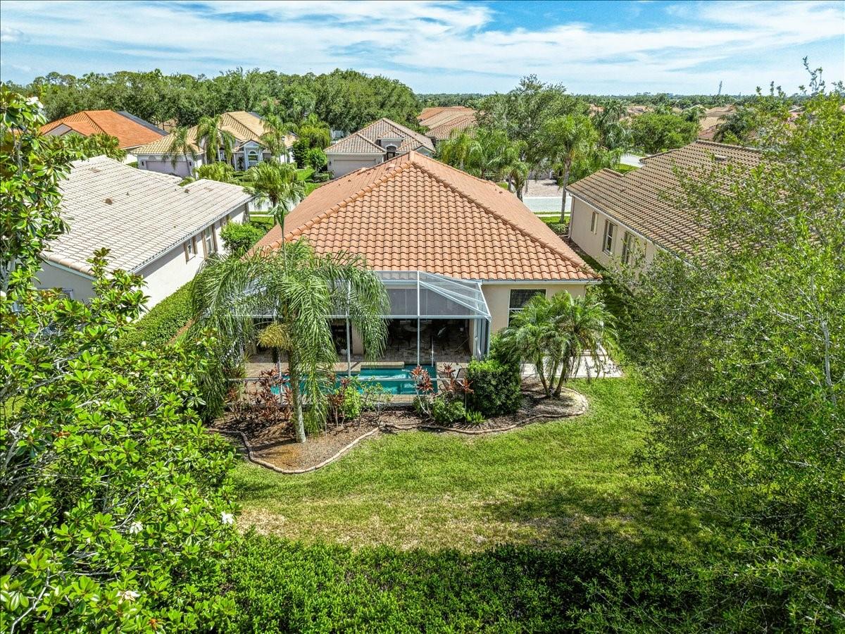 CASCADES AT SARASOTA PH V - Residential