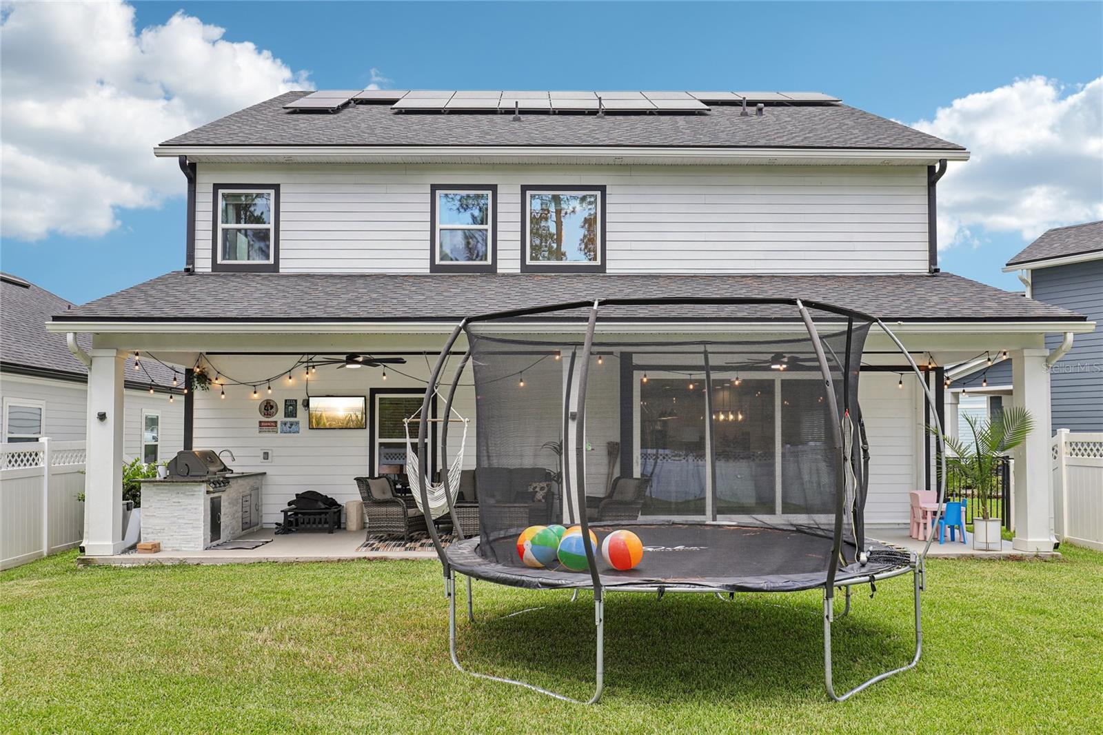 HOLLY FOREST - Residential