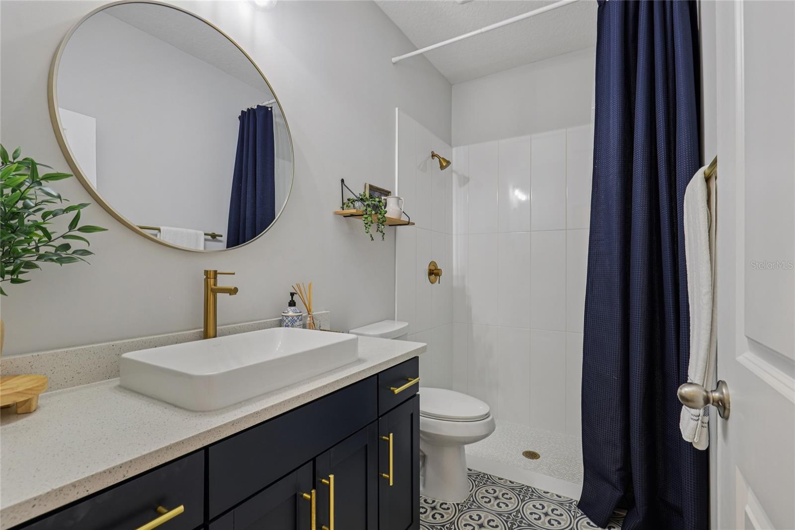 HOLLY FOREST - Residential