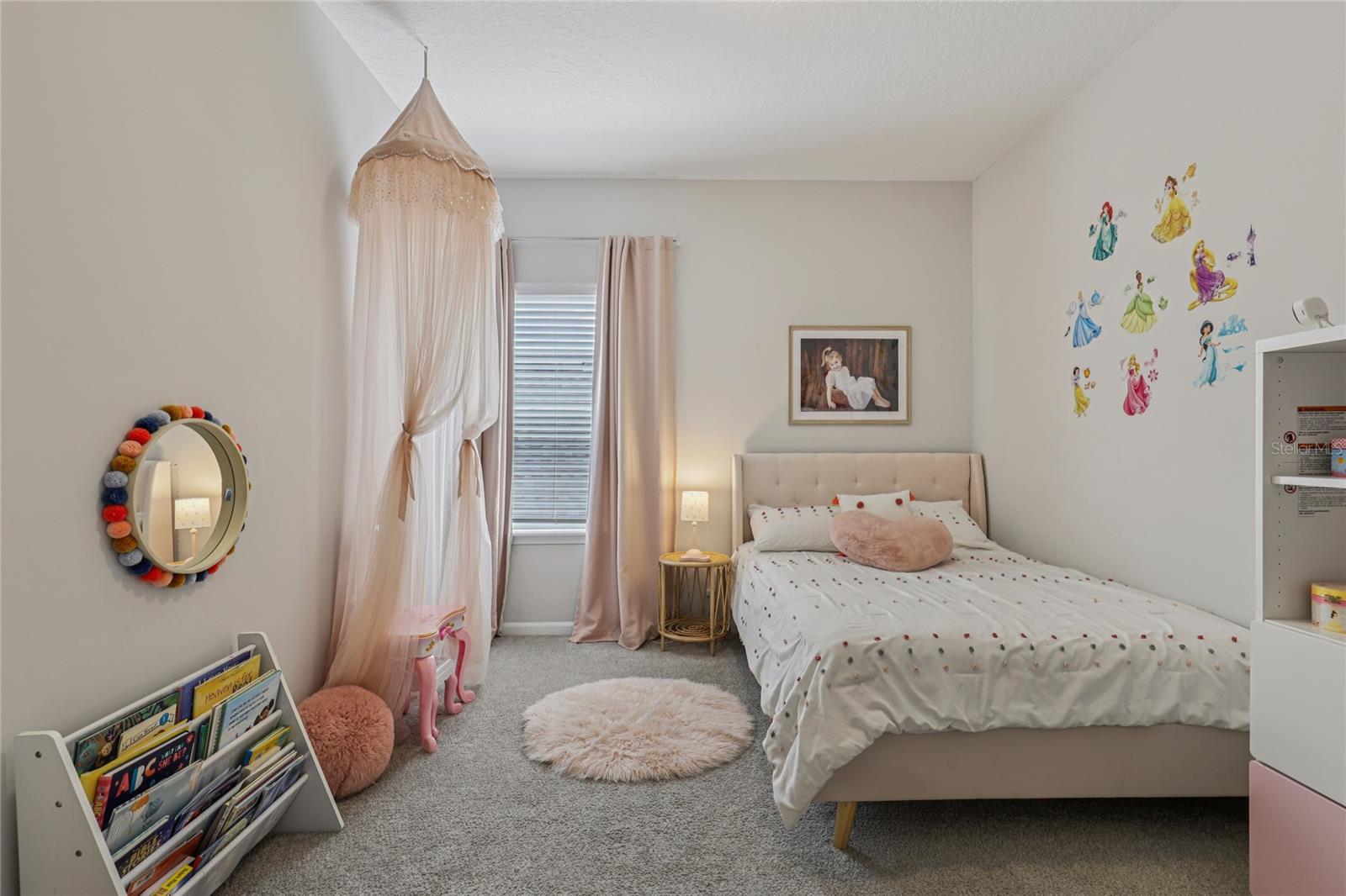 HOLLY FOREST - Residential