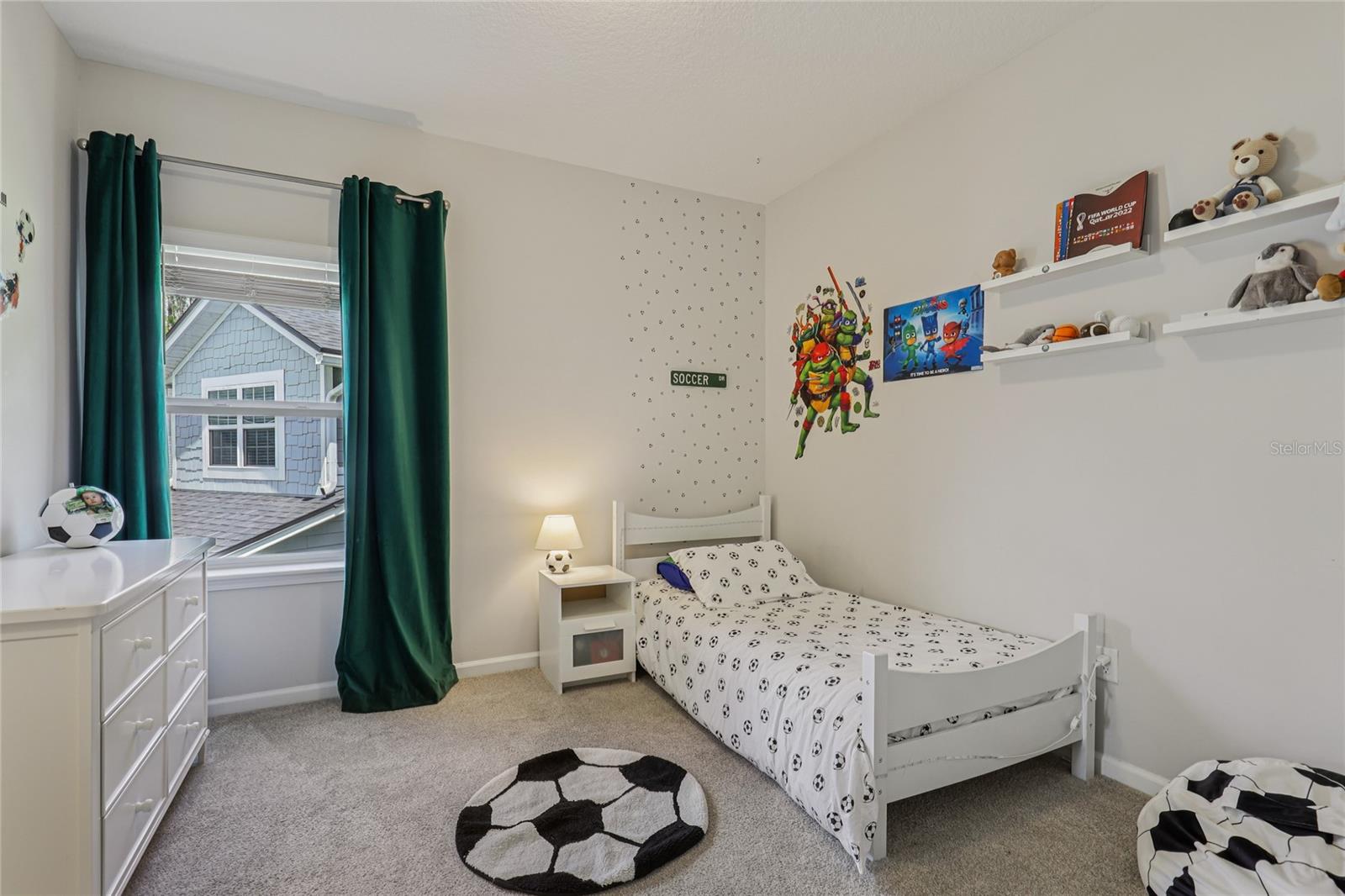 HOLLY FOREST - Residential