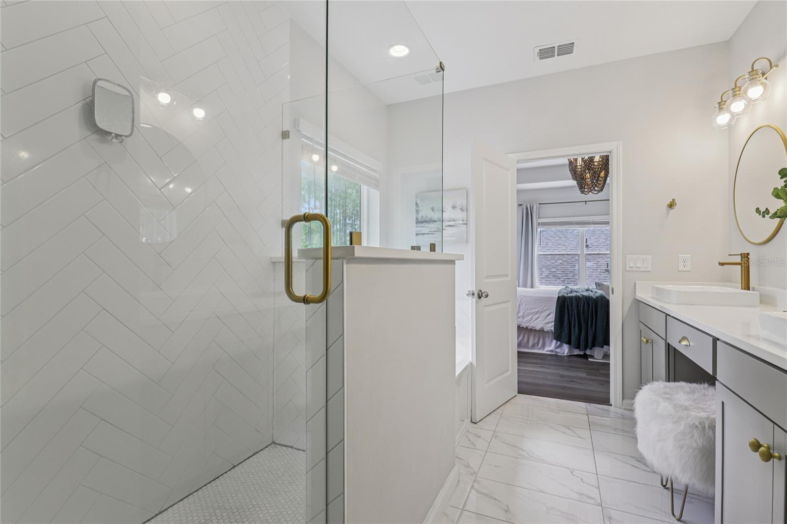 HOLLY FOREST - Residential