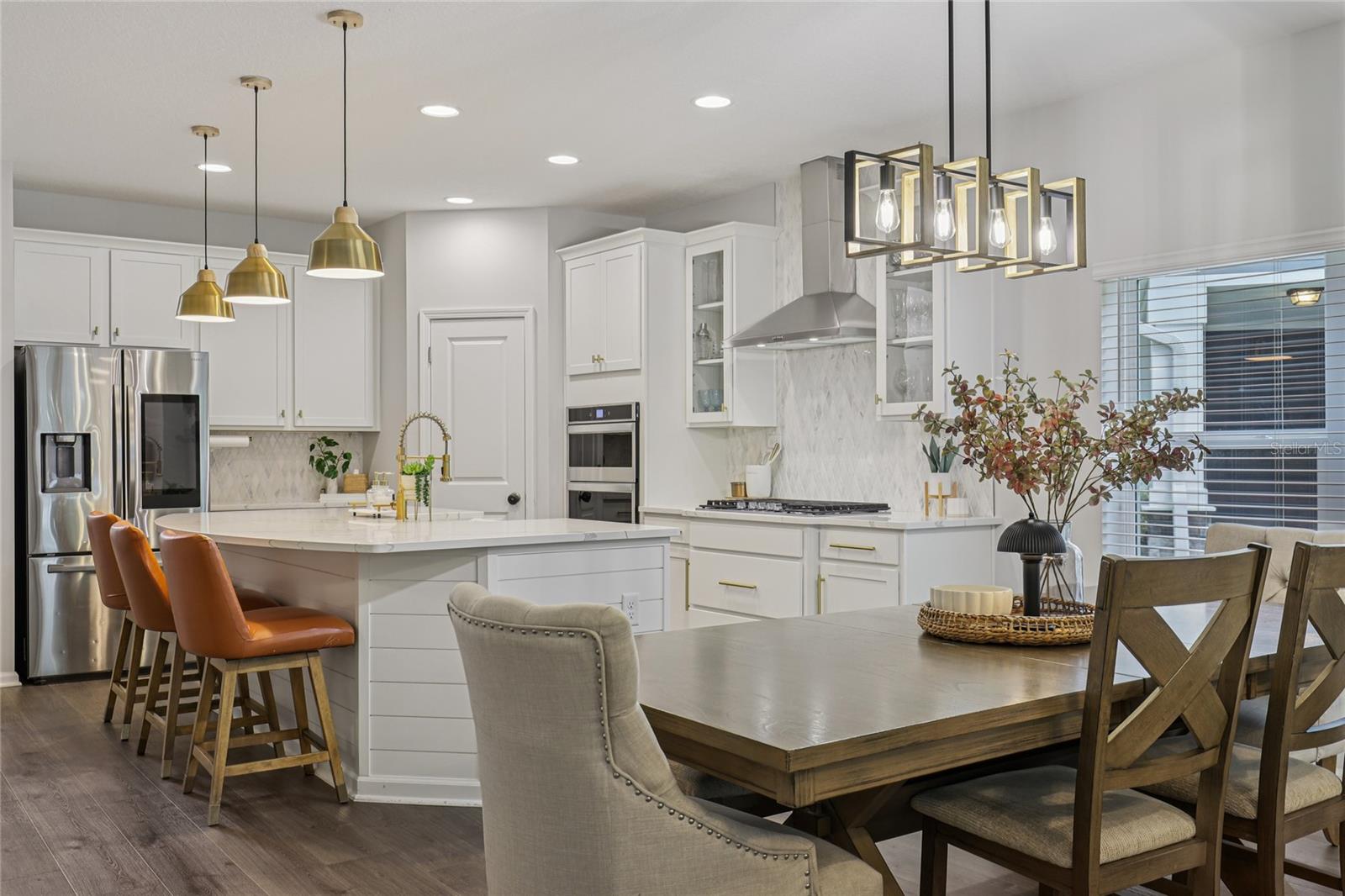 HOLLY FOREST - Residential