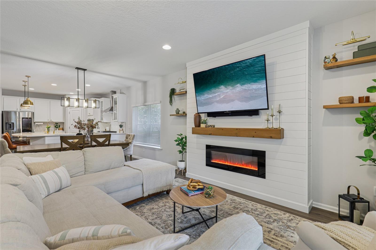 HOLLY FOREST - Residential