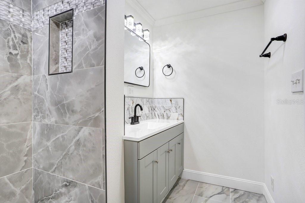 CLARKS ADD TO PLANT CTY - Residential