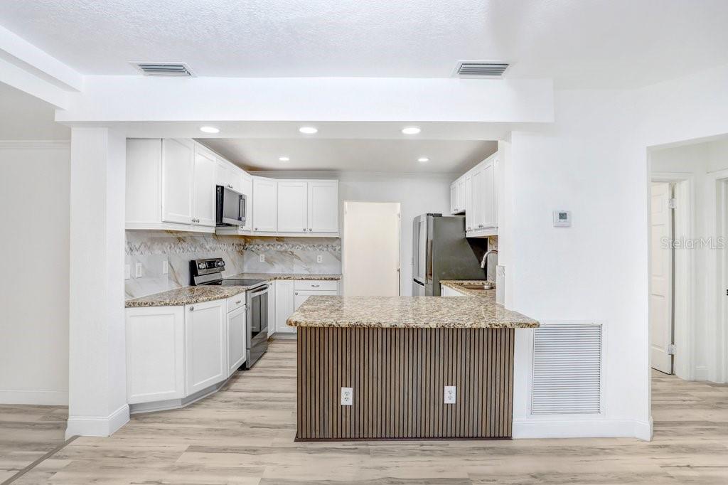 CLARKS ADD TO PLANT CTY - Residential