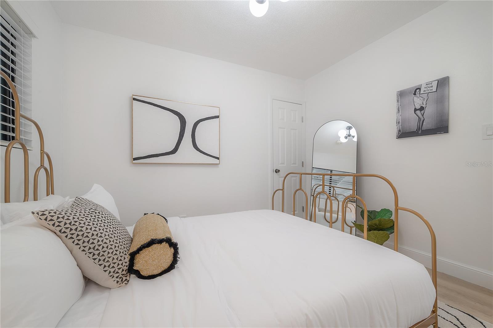 MANHATTAN MANOR REV - Residential Lease