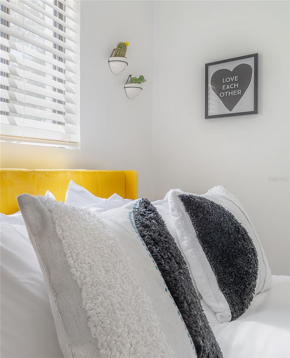 MANHATTAN MANOR REV - Residential Lease