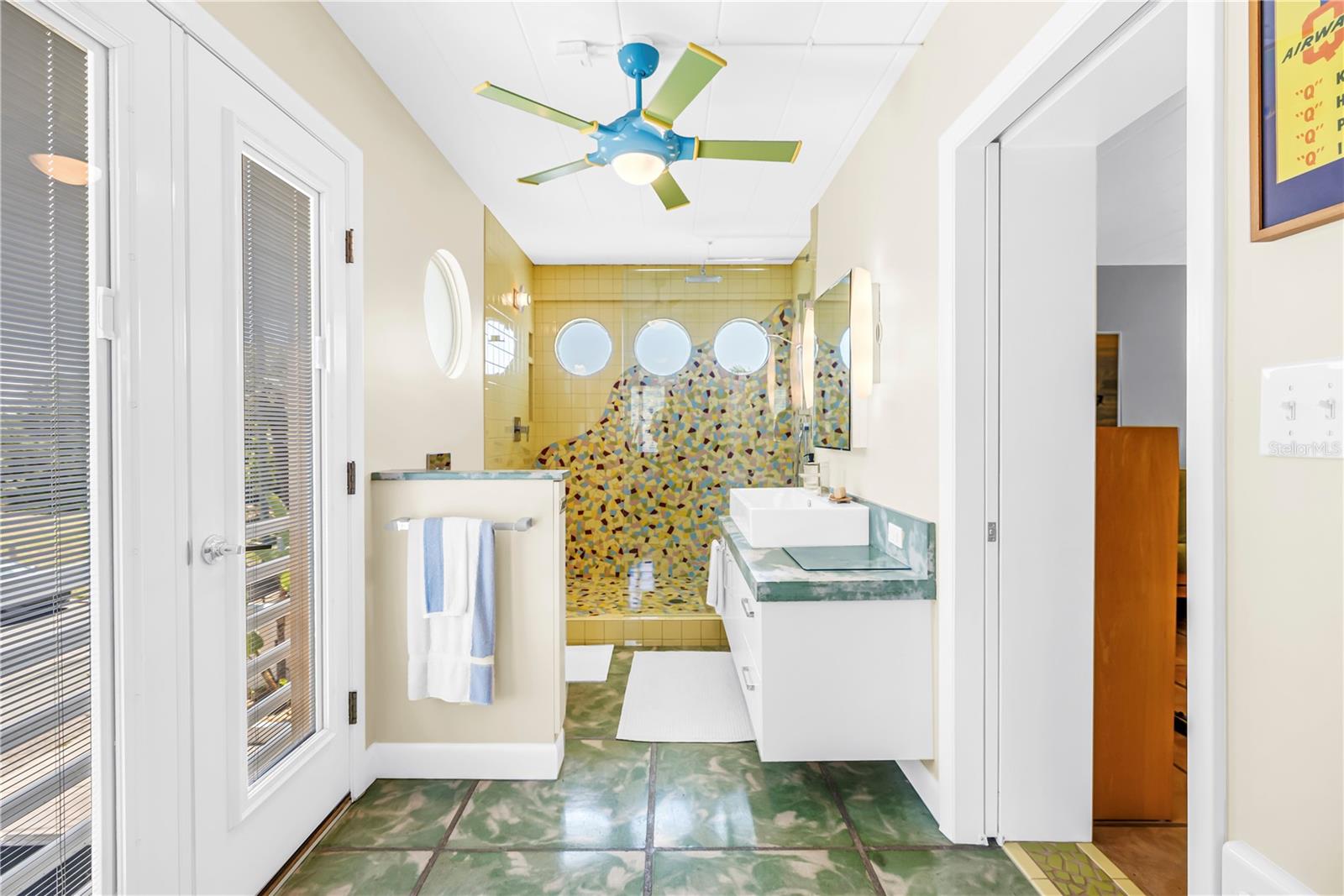 LING-A-MOR ADD - Residential
