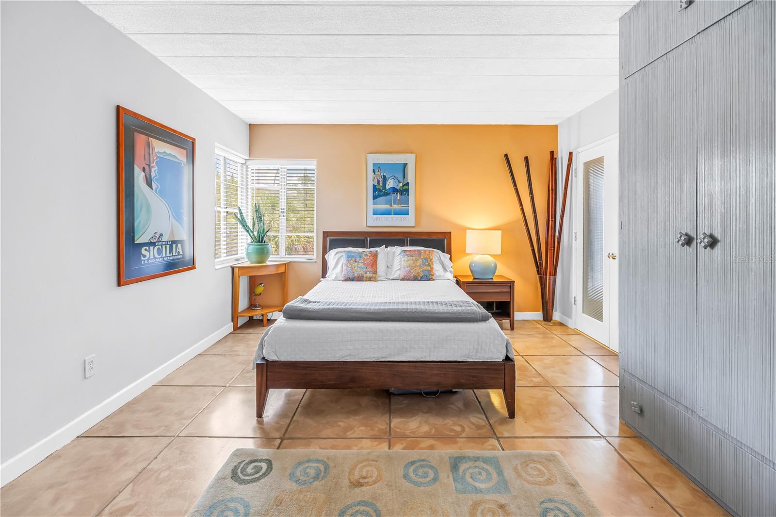 LING-A-MOR ADD - Residential