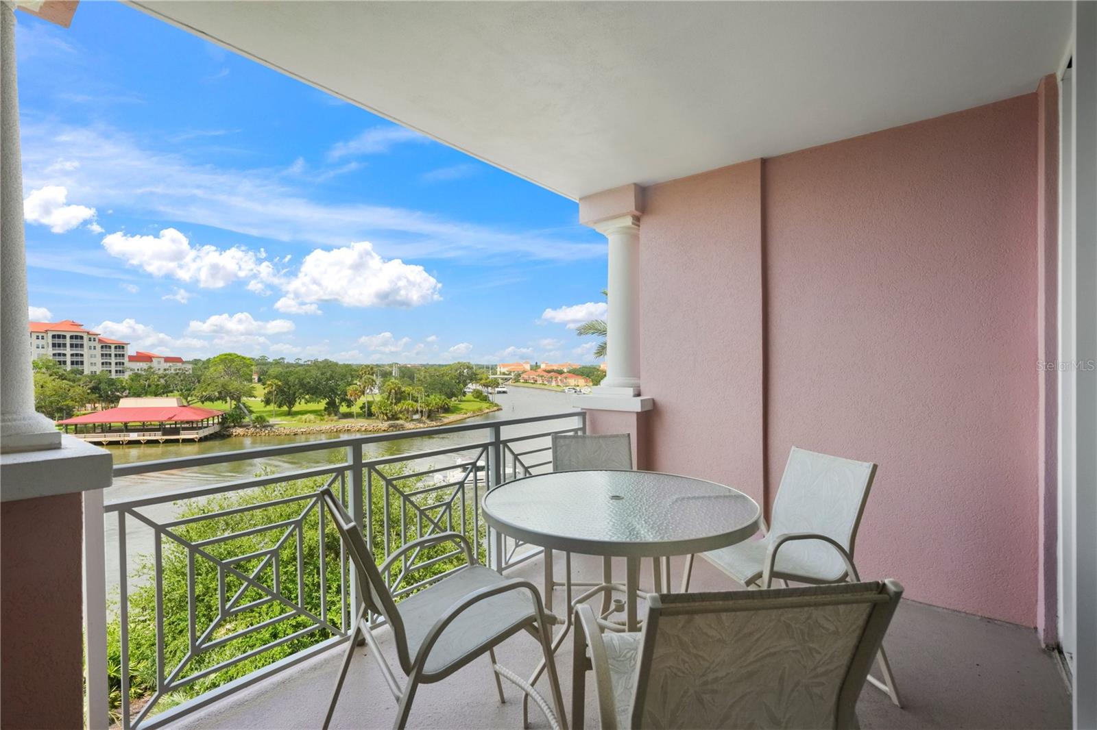 102 YACHT HARBOR DRIVE 478