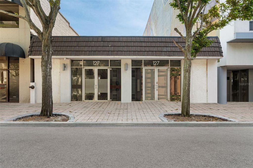 Photo of 127 N Magnolia Avenue, Orlando, FL 32801 (MLS # O6404435)