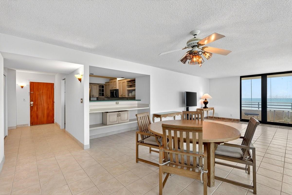 HORIZONS CONDO - Residential
