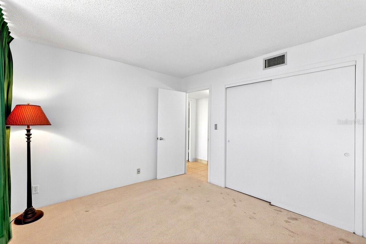 HORIZONS CONDO - Residential