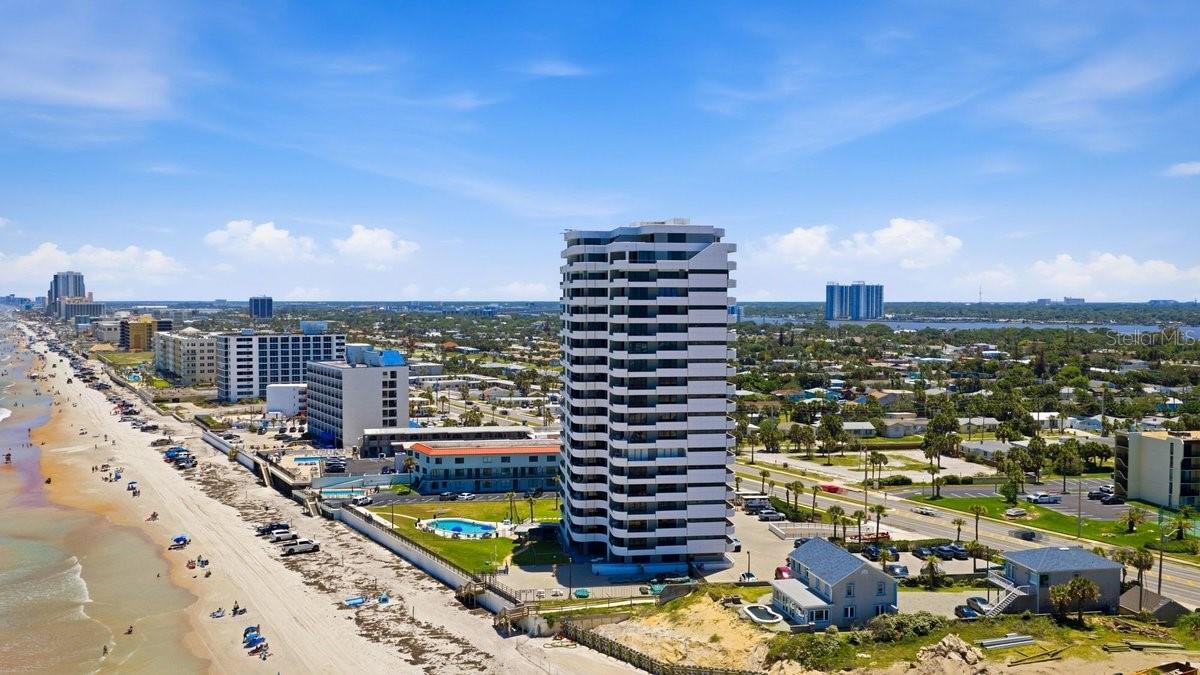 HORIZONS CONDO - Residential