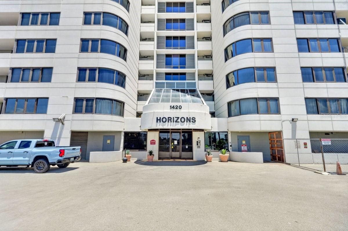 HORIZONS CONDO - Residential