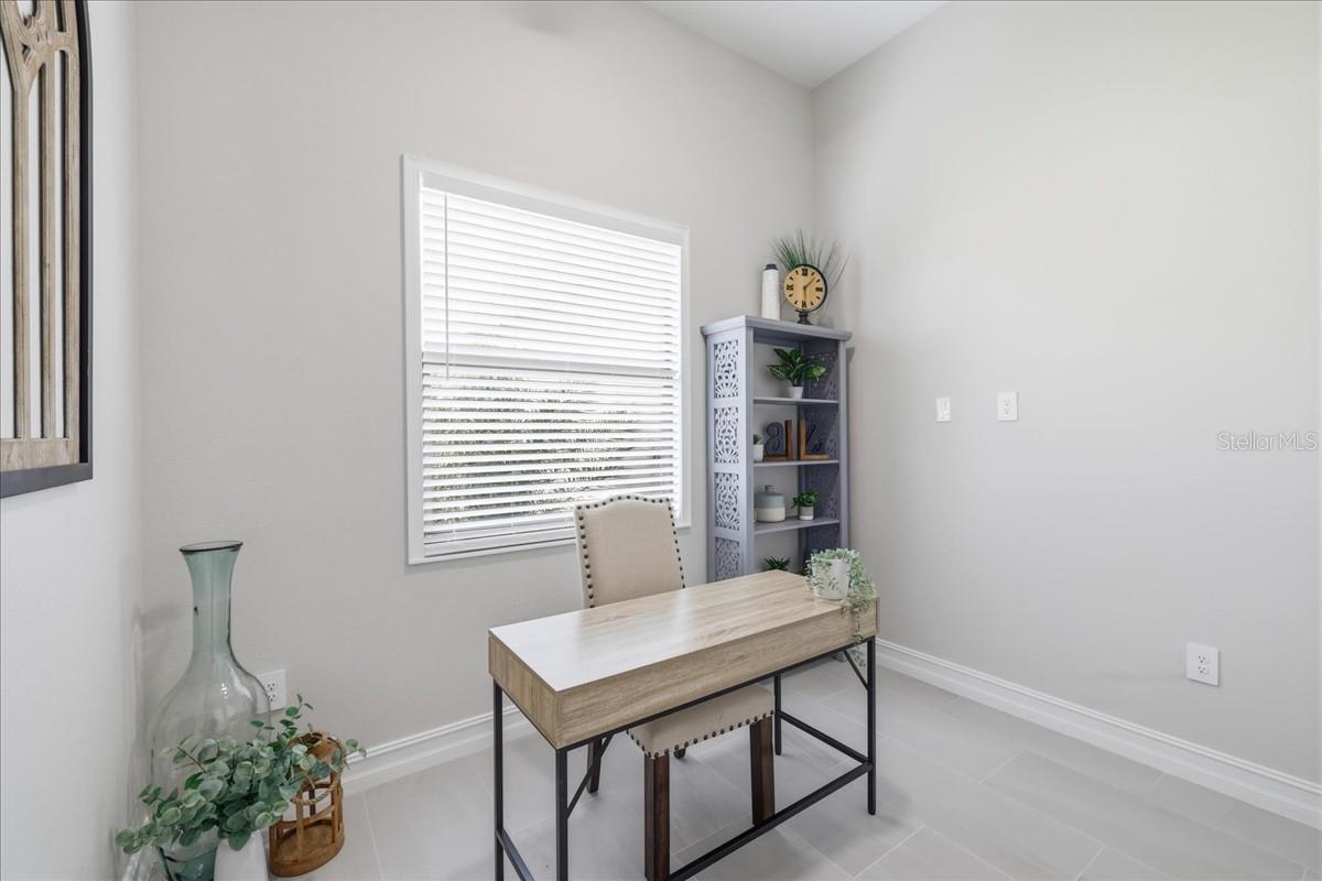 TWIN LAKE ESTATES - Residential