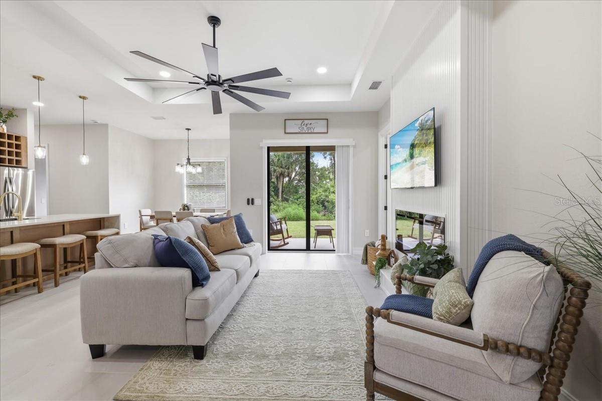 TWIN LAKE ESTATES - Residential