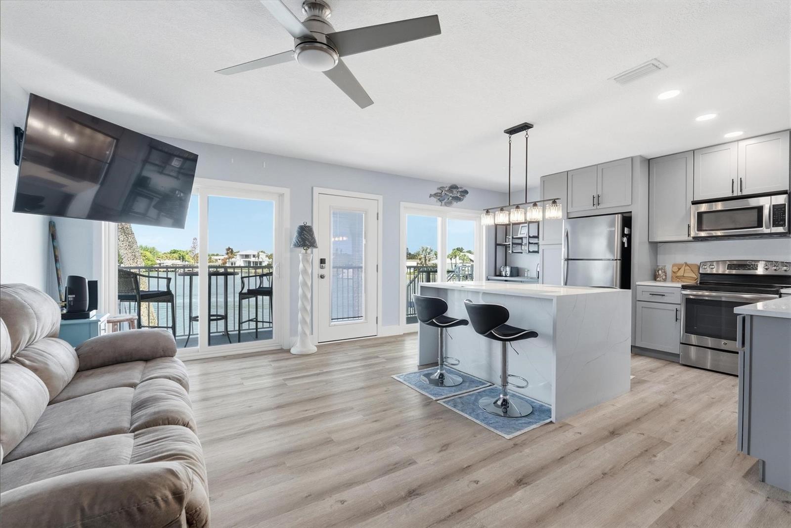 VENETIAN - Residential