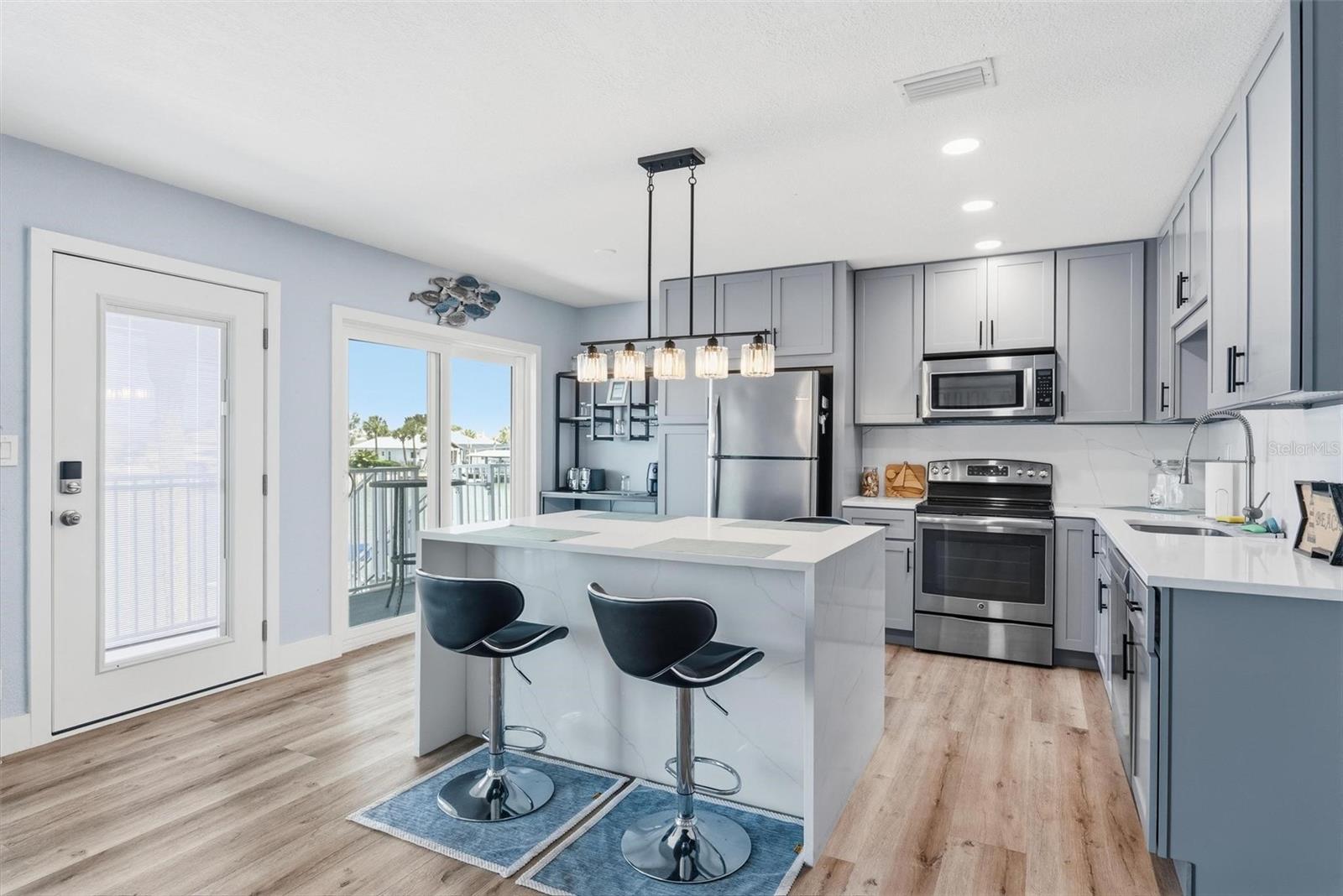 VENETIAN - Residential