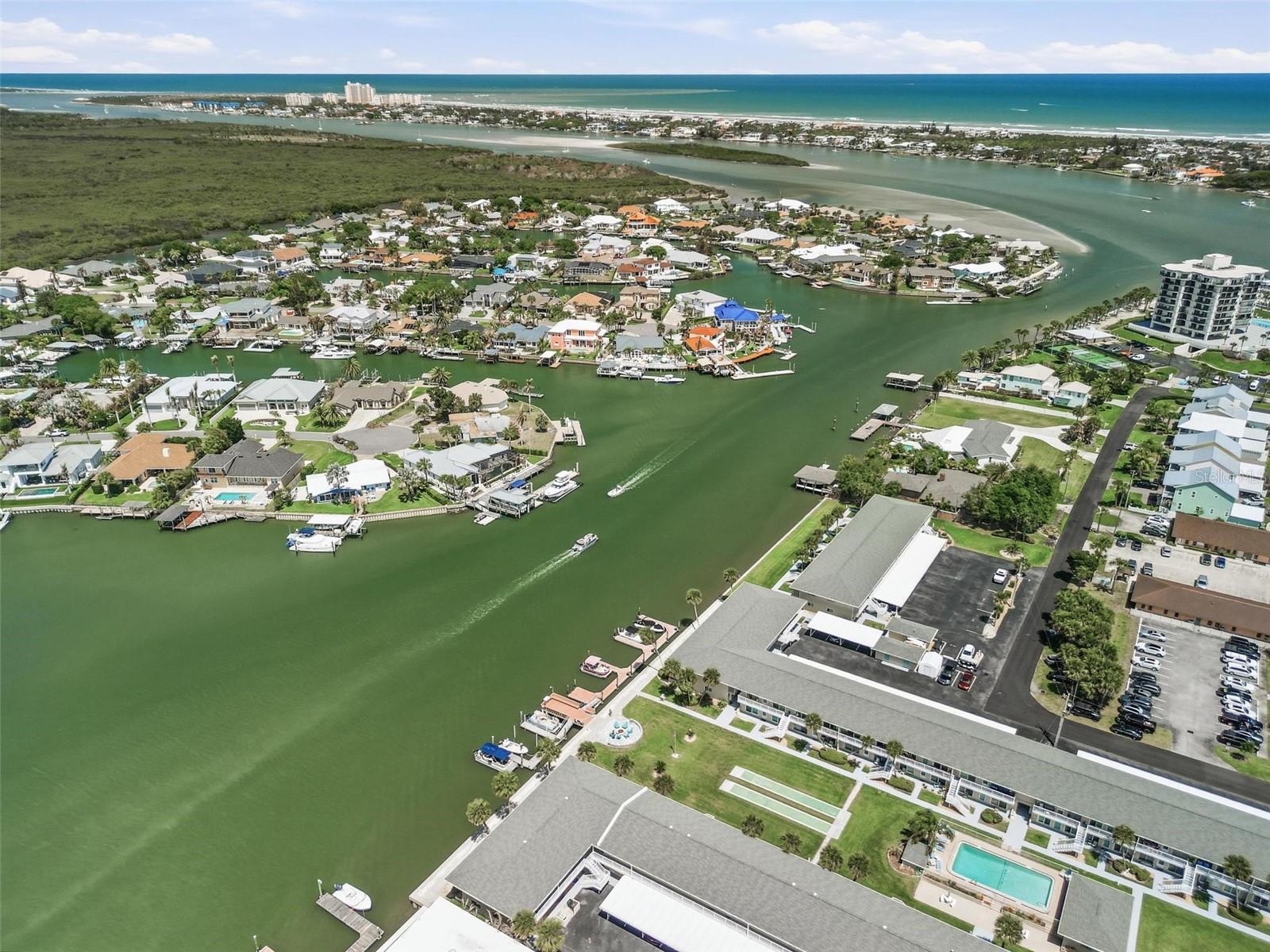 VENETIAN - Residential