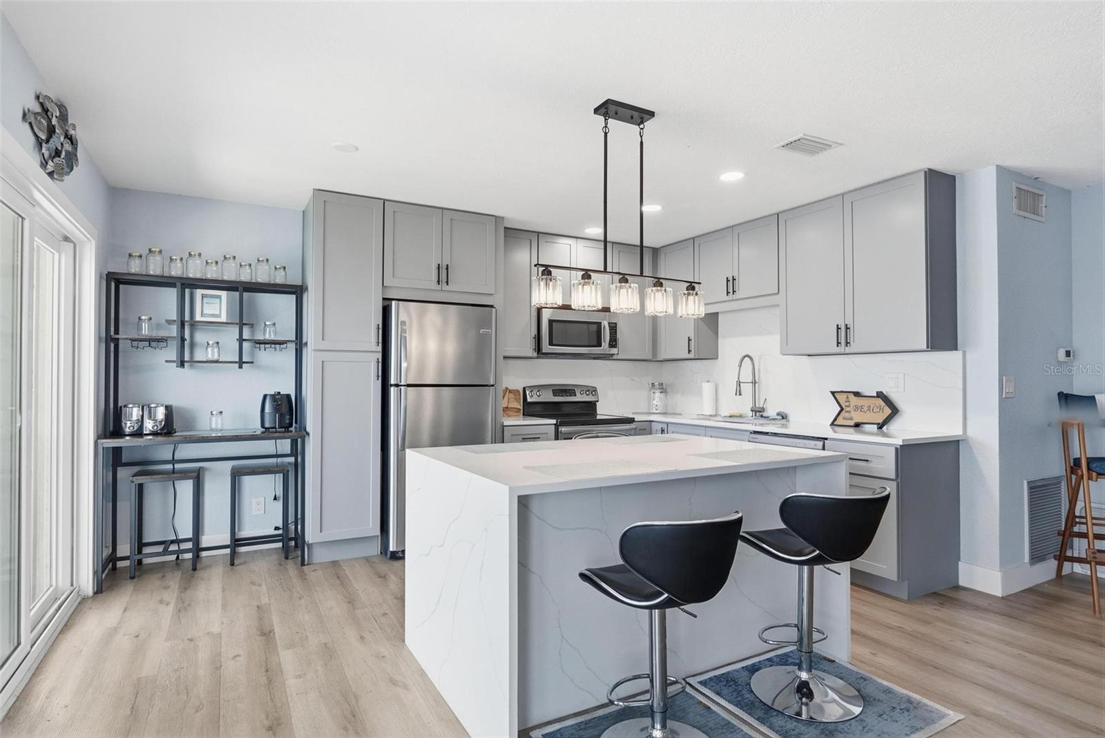 VENETIAN - Residential