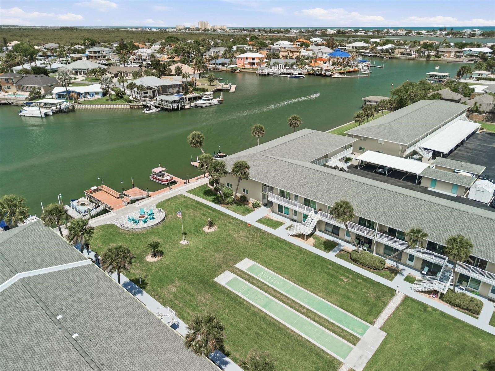 VENETIAN - Residential