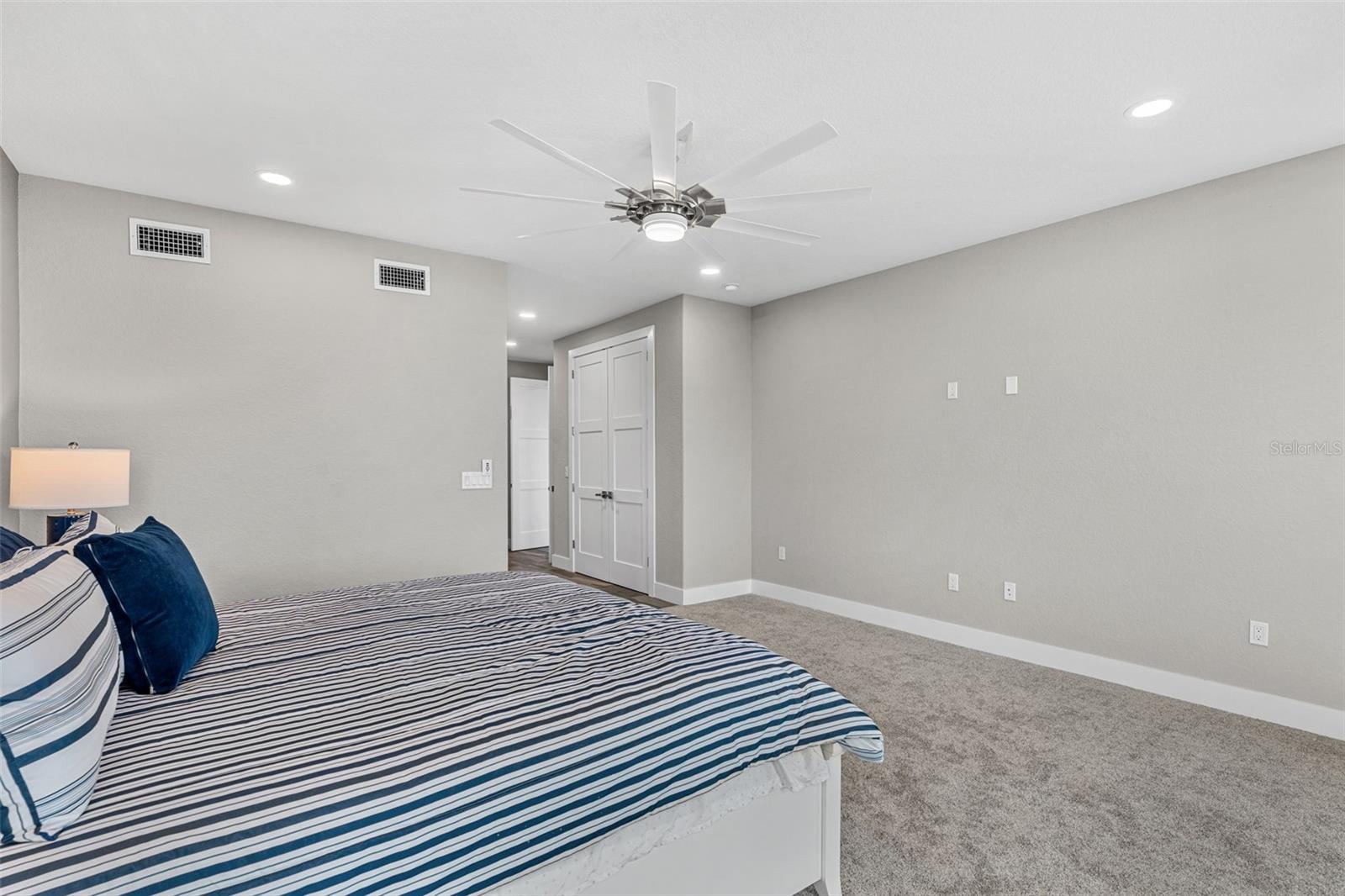 OCEAN SONG SUB - Residential