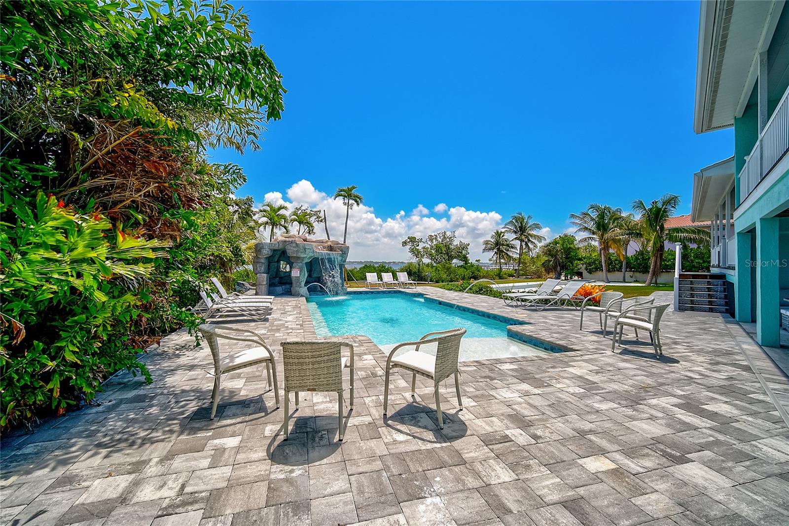 MANASOTA KEY - Residential