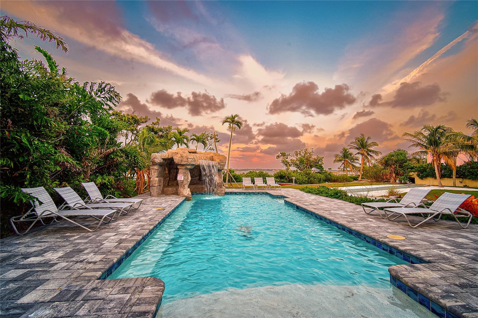 MANASOTA KEY - Residential