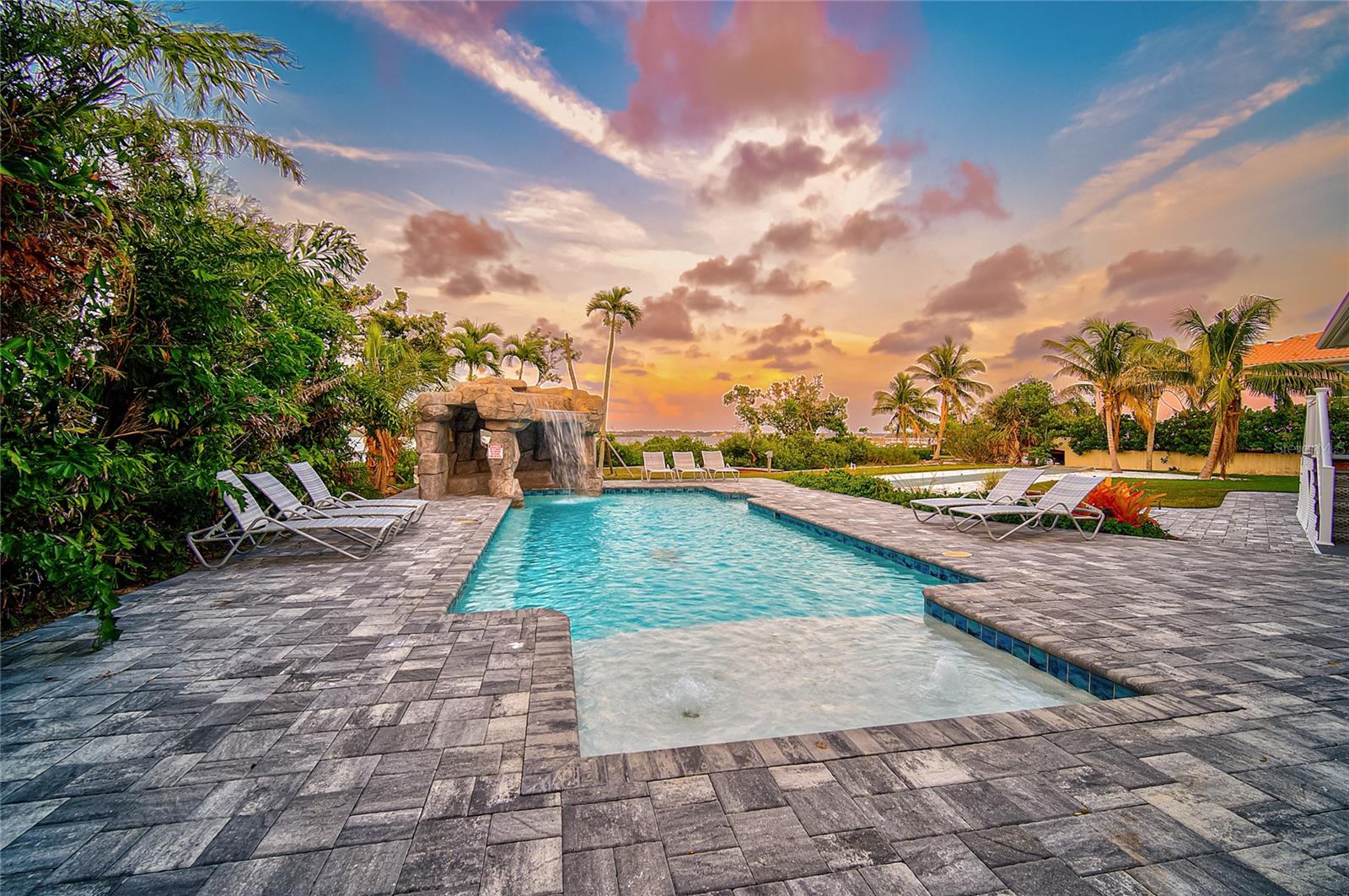 MANASOTA KEY - Residential