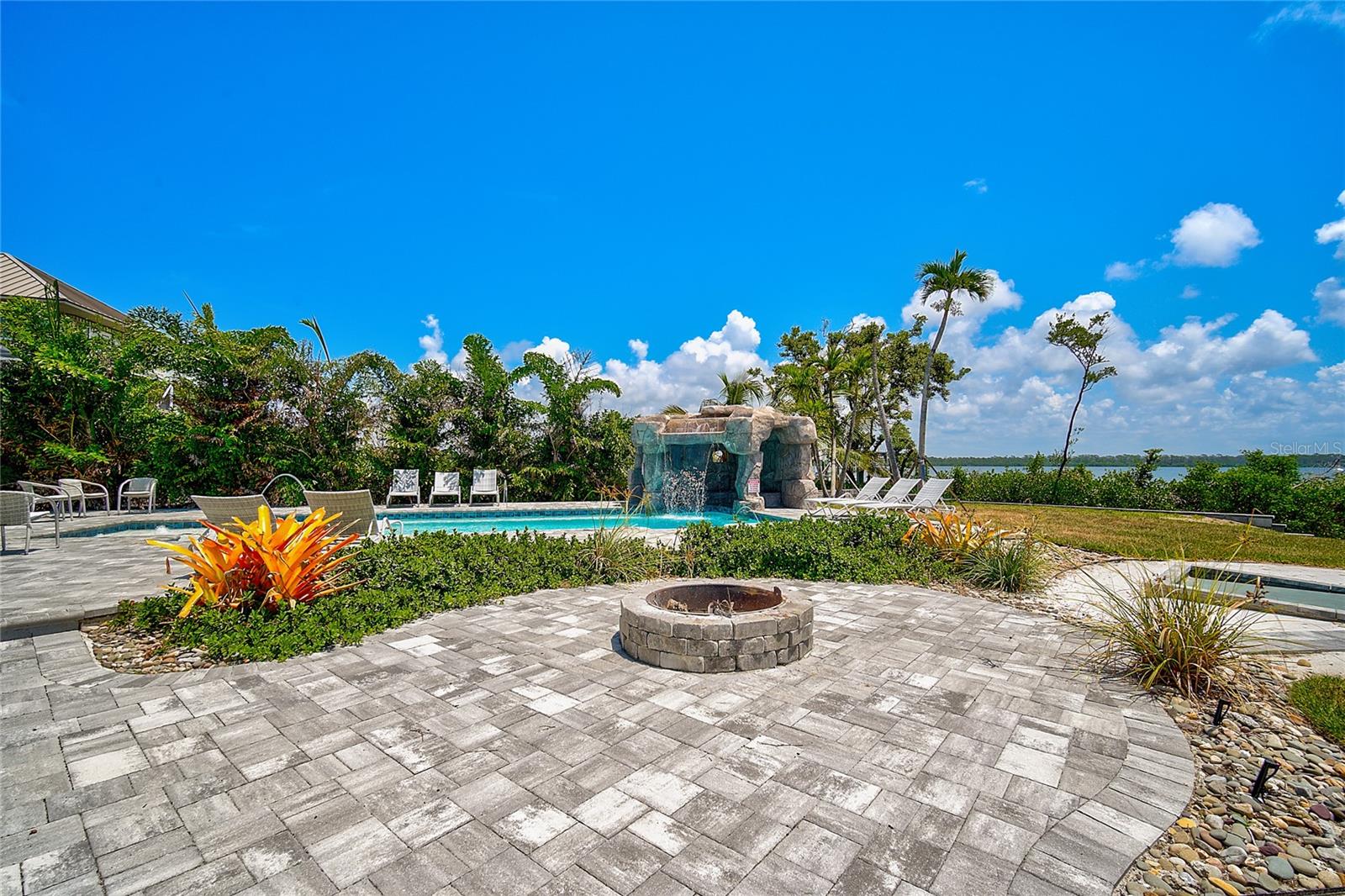 MANASOTA KEY - Residential