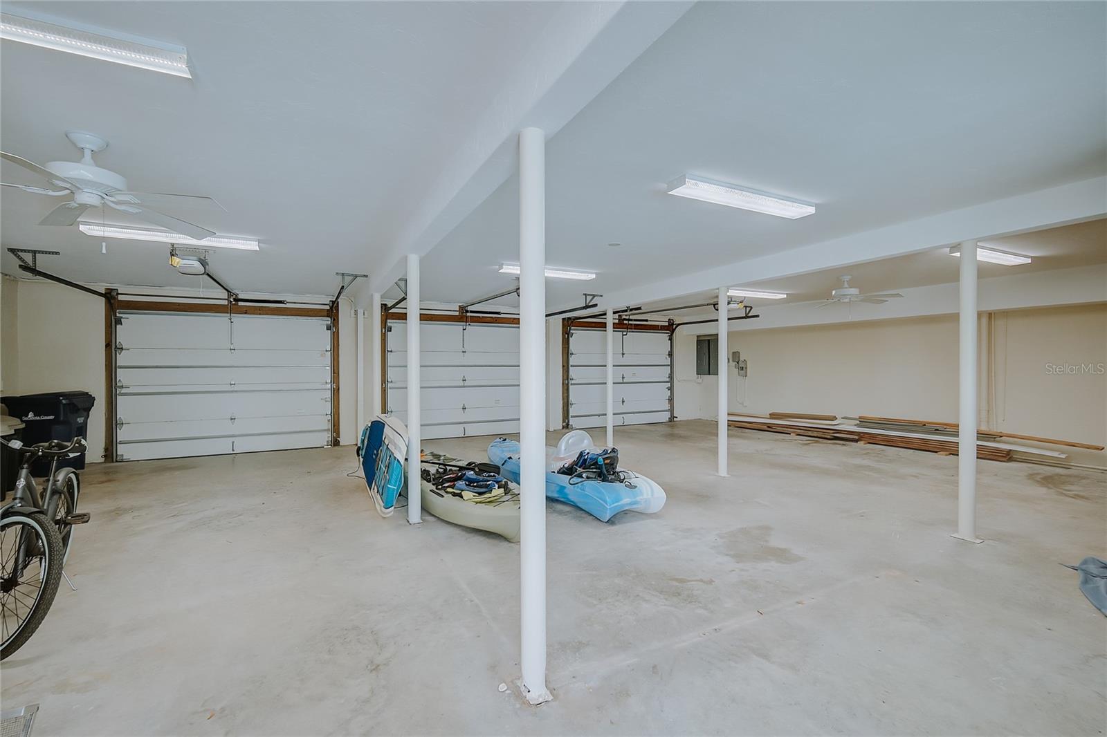 MANASOTA KEY - Residential