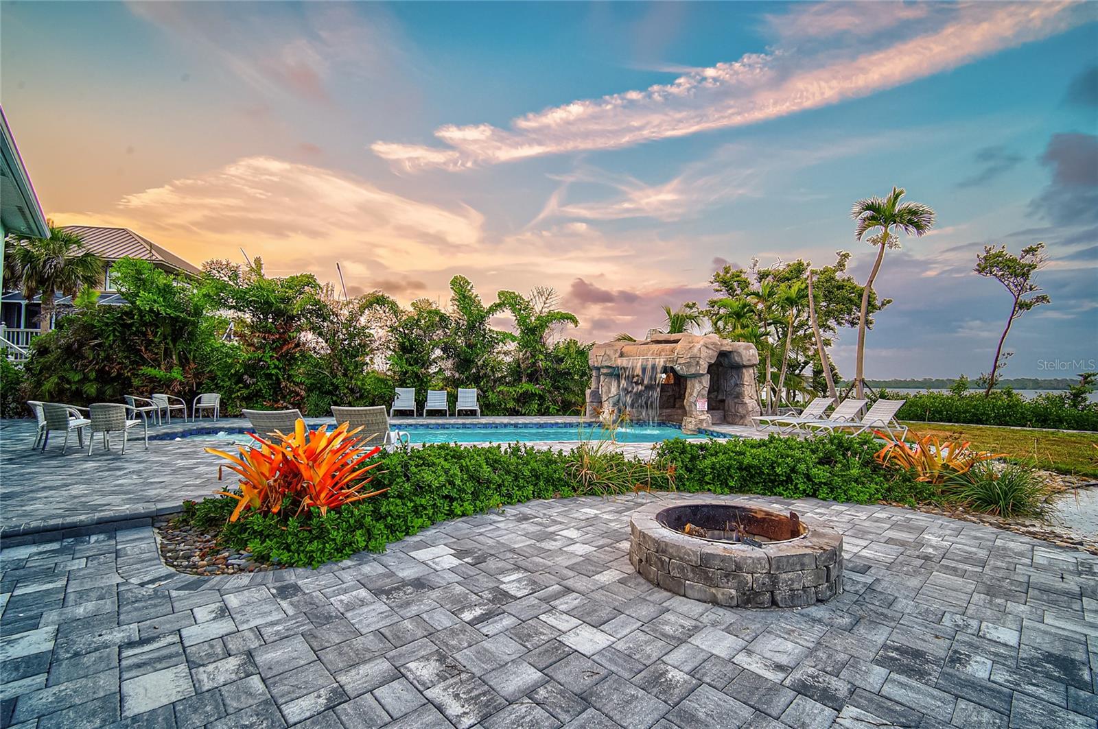 MANASOTA KEY - Residential