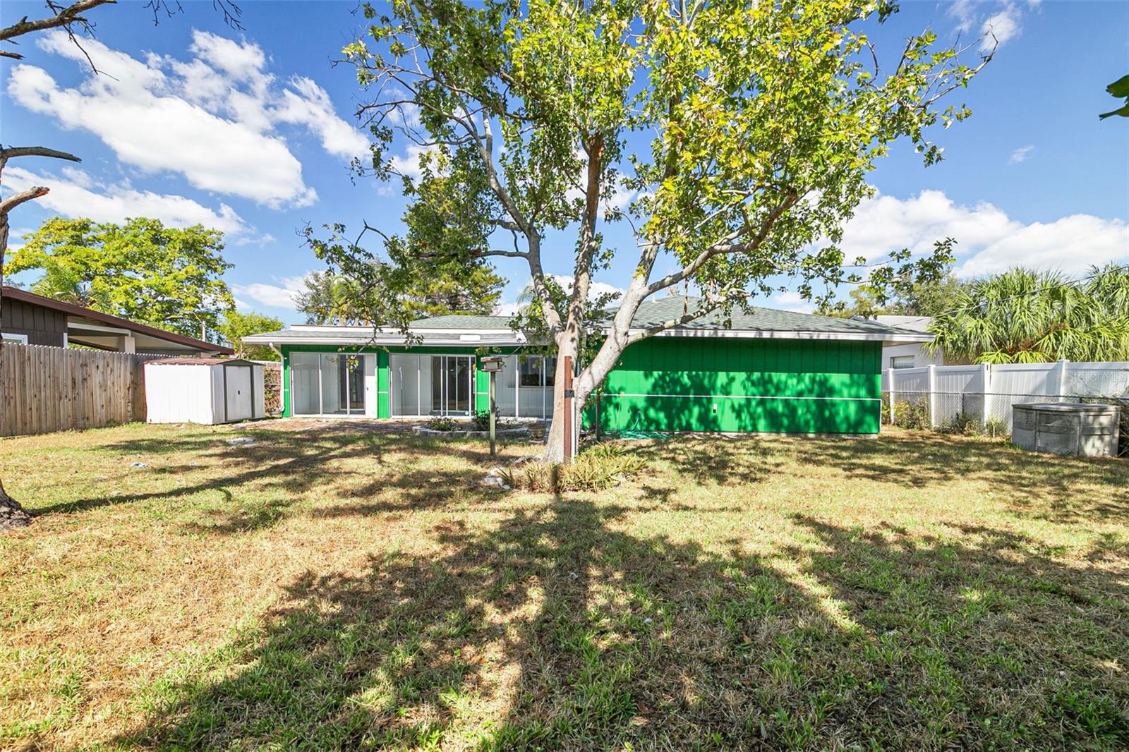 PARKLAWN - Residential