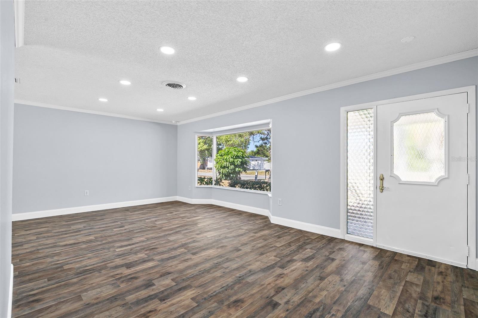 PARKLAWN - Residential