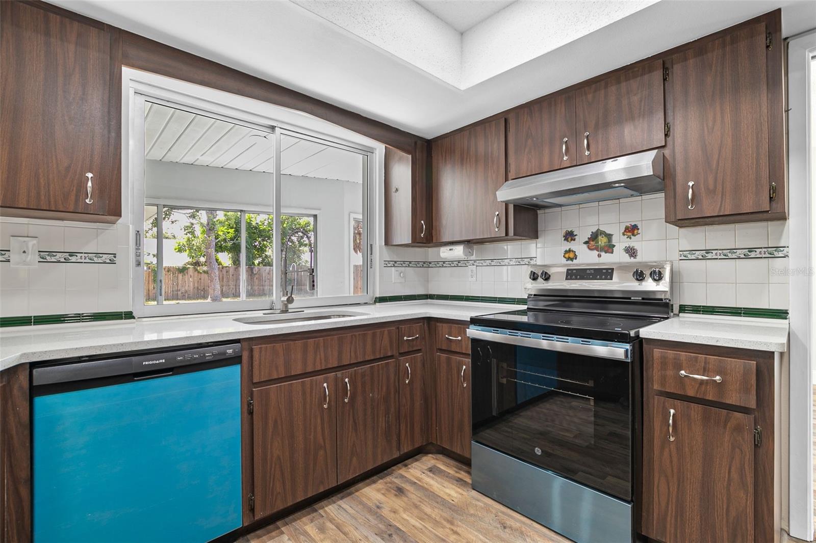 PARKLAWN - Residential