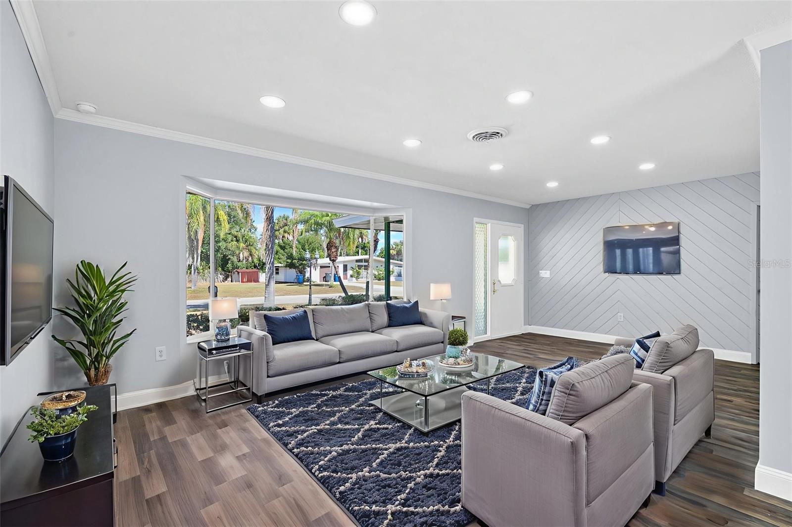 PARKLAWN - Residential