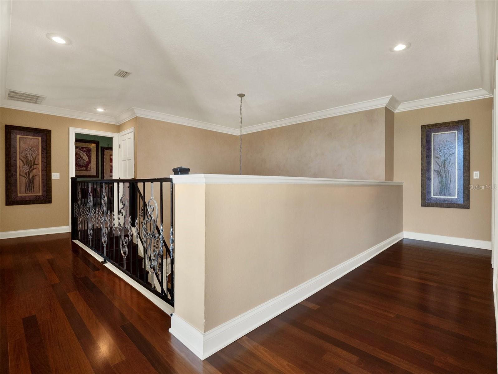 LAKE DOWN VILLAGE - Residential