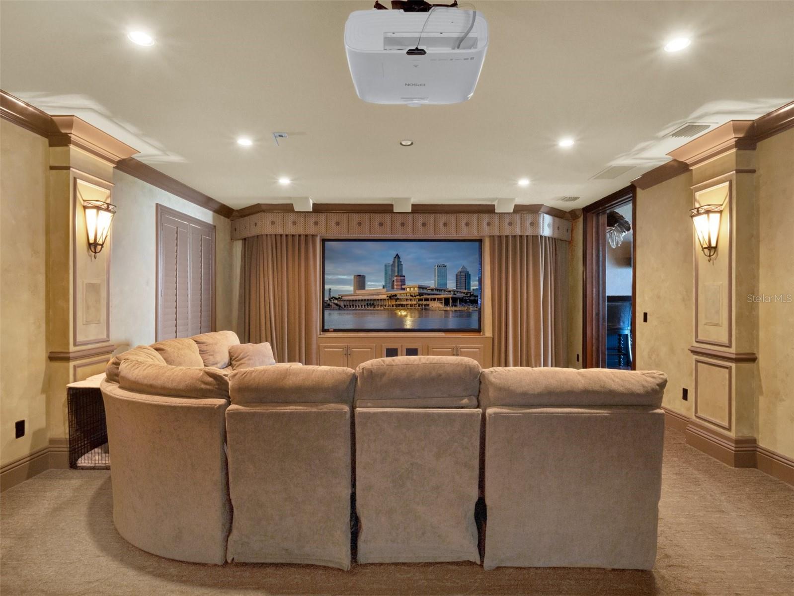 LAKE DOWN VILLAGE - Residential