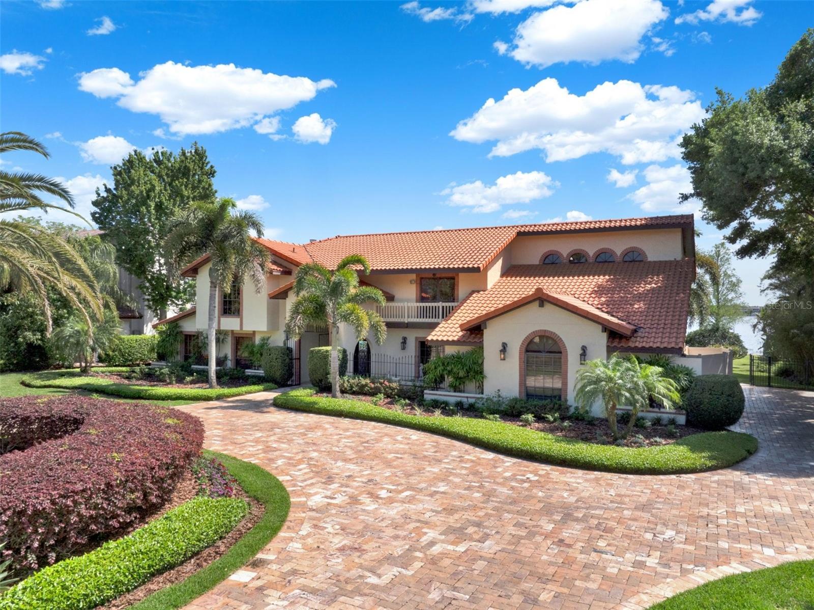 LAKE DOWN VILLAGE - Residential