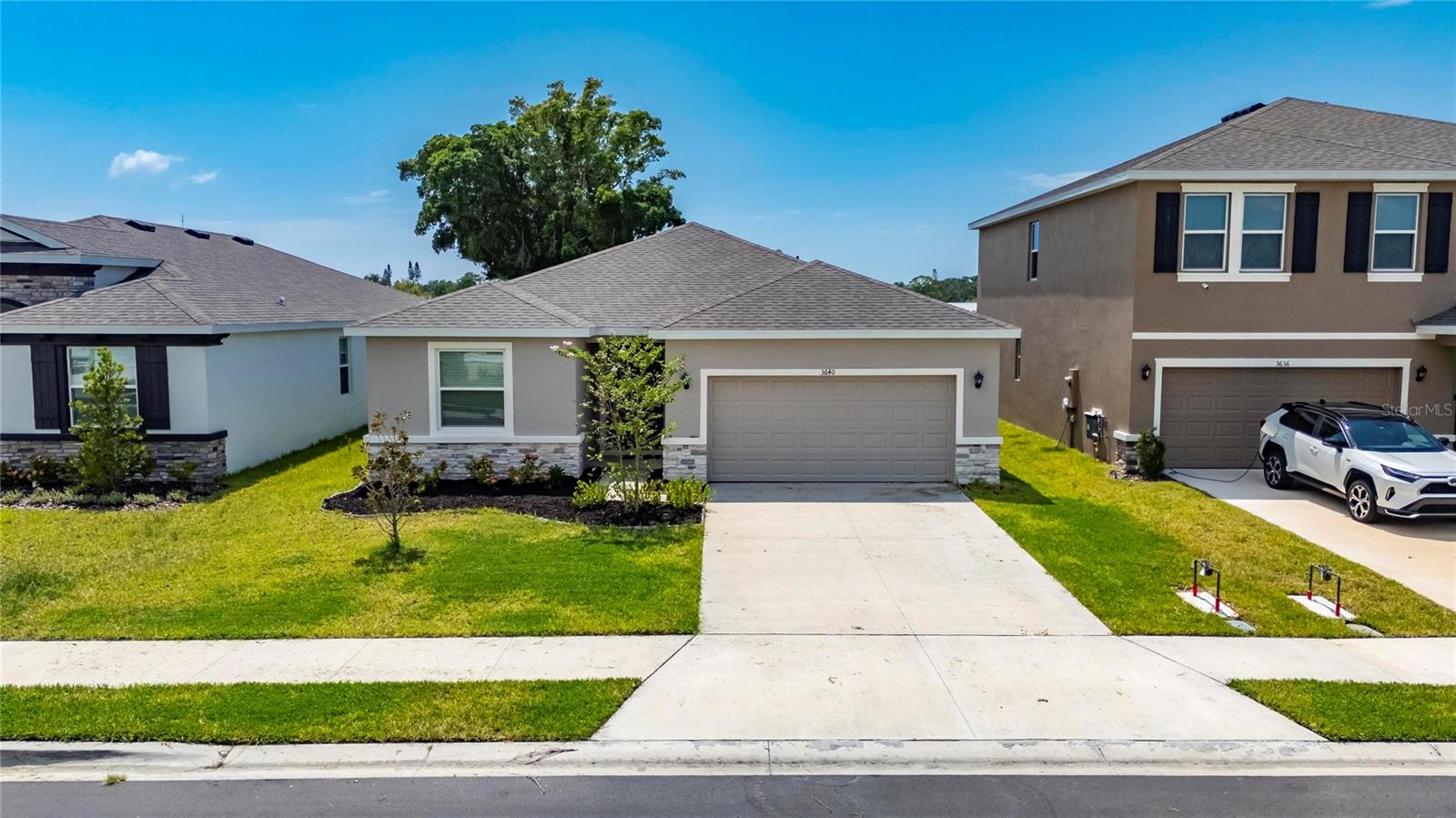Prepare to be captivated by this stunning 4-bedroom, 3-bathroom residence, perfectly situated within a desirable gated community in Bradenton. Available for move-in on September 1st, this home offers a blend of modern elegance, spacious living, and incredible community amenities.
Step inside and be greeted by an exquisite design with thoughtful details at every turn. You'll love the beautiful accent walls that add unique character and depth to the living spaces, complemented by exquisite light fixtures that illuminate each room with a warm, inviting glow.
The heart of this home is truly its eye-catching kitchen, a chef's delight featuring granite countertops, stainless steel appliances, large island. It's perfect for entertaining or enjoying everyday meals.
Flexible living is key here, with a dedicated area that could serve as an ideal mother-in-law suite, providing privacy and comfort for extended family or guests.
Enjoy Florida living to the fullest with your own private back patio, perfect for morning coffee, evening relaxation, or al fresco dining. Beyond your backyard, the community offers an inviting community pool, providing a refreshing escape on warm days and a wonderful place to socialize with neighbors.
Don't miss the opportunity to make this exceptional property your new home! Combining style, comfort, and a prime location within a secure, amenity-rich community.
Schedule your private viewing today!